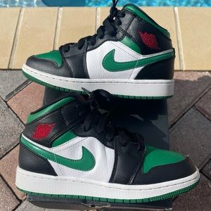 Air Jordan 1 Mid GS Black Pine Green 4Y